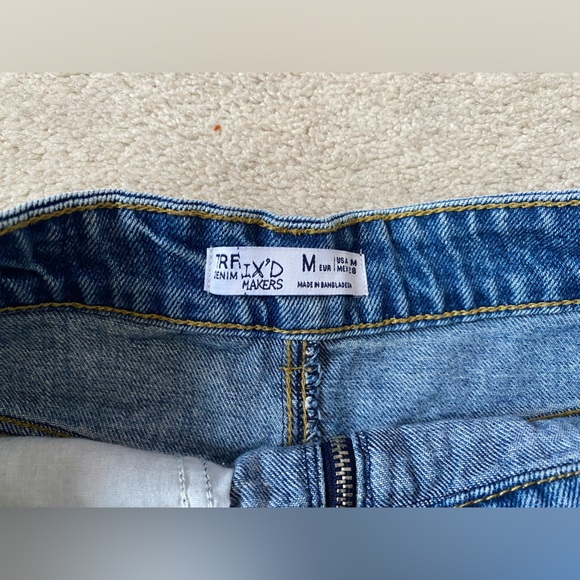 layered mini jean skirt - Picture 2 of 5